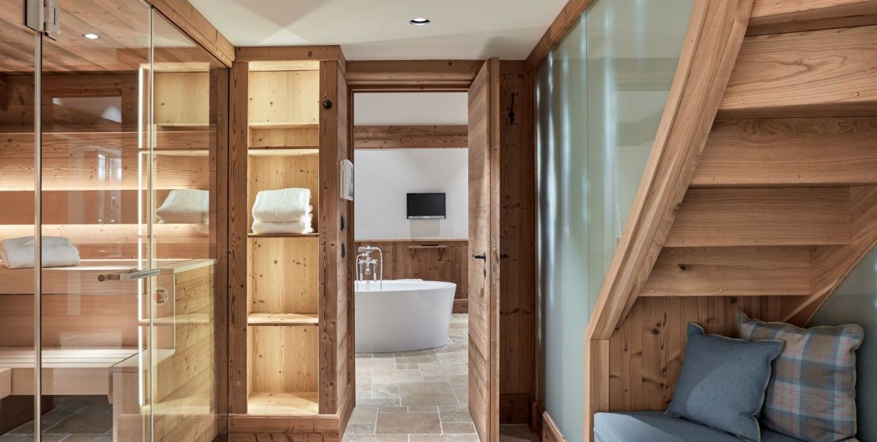 Private Spa area with Finnish sauna I